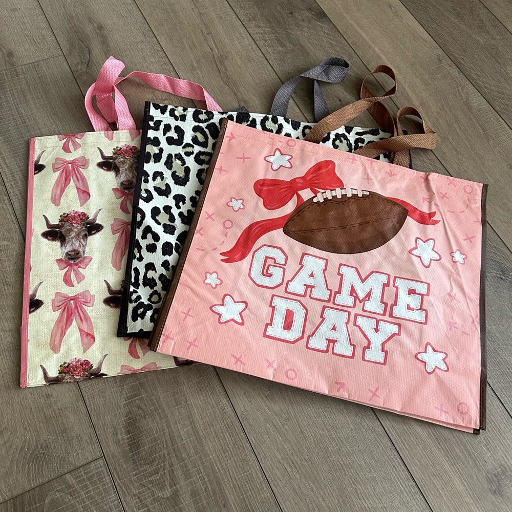 Homegoods TJMaxx Marshalls Coquette Cow, Leopard & Game Day Bags (Set of 3) NWOT